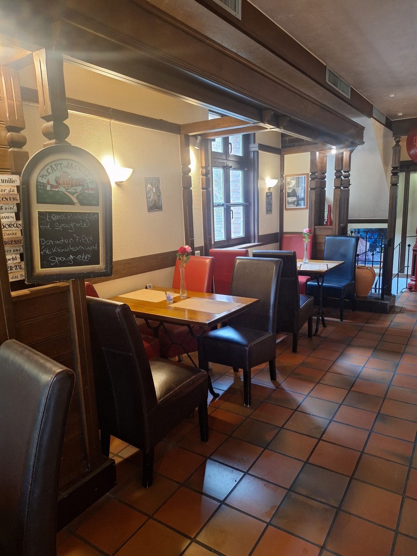 Tische im Rcubana Restaurant